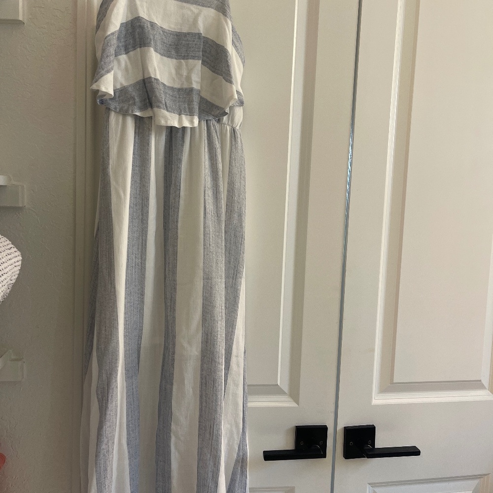 Beach style blue and white dress
